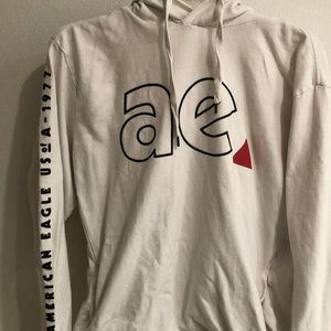American Eagle White Hoodie/Sweater